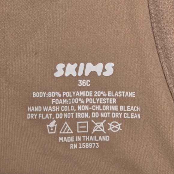 SKIMS Fits EVERYBODY Push up Bra Clay Tan 36C NWOT - Picture 4 of 4